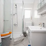 Apartman By The Sea - Diklo, - 21742 Zára