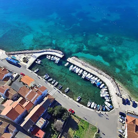 By The Sea - Diklo, - 21742 Zara